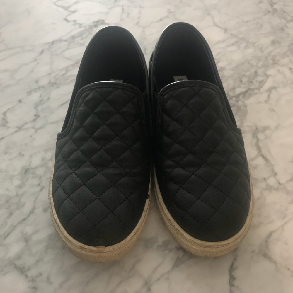 Steve Madden Slip Ons